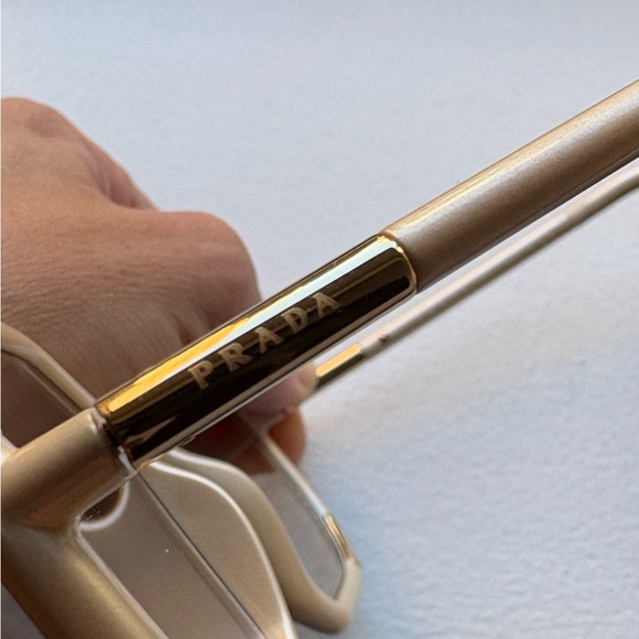 Prada Beige and Brown Sunglasses - Picture 4 of 10